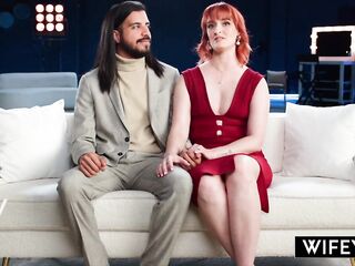 WIFEY Married mother I'd like to fuck Queen Mirage Takes A Massive BBC During the time that Hubby Cheers On