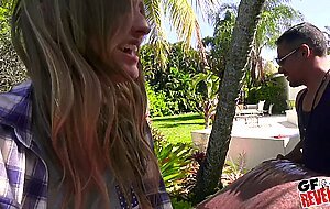 Daisy stone, mulch booty