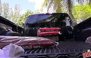 Daisy stone, mulch booty