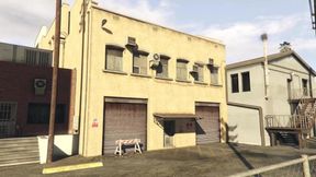Jean�s Delivery Service (Grand Theft Auto Online Criminal Enterprises MC Business Sales)