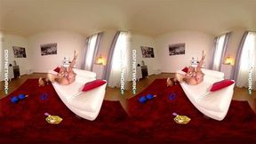 DDFNetwork VR Kayla Green enjoys a Huge Orgasm with Vibing Egg in