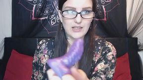 Camgirl Vlog Chat #1 Unboxing BAD DRAGON Package! New cum tube Dildo! BBW with Tattoos