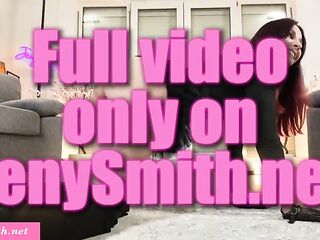 Jeny Smith mother I'd like to fuck playing with her vagina in cam show
