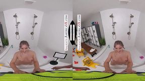 Maintenance worker stumbles upon hefty booty babe, Bobbie Lavender, taking a shower