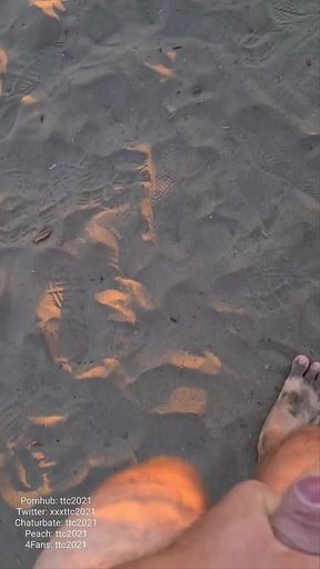 Walking Naked an Cumming in the Dunes of Maspalomas