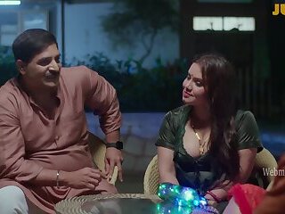 Parivarik Chudai Ka Mahaul Shararati Mami 2025