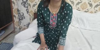 Hindi Sex Story Roleplay - Desi Bhabhi Giving Handjob to Her Lover