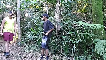 FUDENDO A PUTINHA NO MEIO DO MATO. - PARTE I