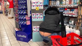 Public Buttcrack #4