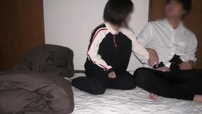 付き合あって3ヶ月目だしそろそろえっちする?とカラオケで野球部マネージャーに聞いたら「恥ずかしいけど良いよ...」って言われてカラオケの中でマネージャーのマンコにドクドク精子いれました。