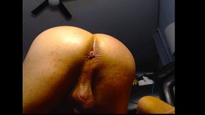 loganhuge - naked slut whore!
