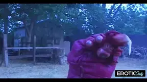 Brunette German beauty leads him to climax in the club