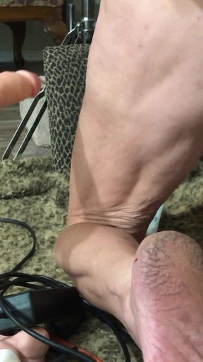 Lizzy Yum August 2022 Sex Machine