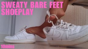 Shoeplaying Socksless in my Nike Sneakers | Sweaty Feet, Toe Wiggling & Nonstop Footplay POV