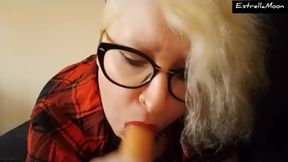 Blonde Sucks Your Dick - Estrellasteam