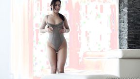 ”Nikki Waine Loves Ebony huge black cock”