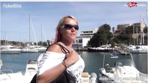 Women's blowjob scene by mydirtyhobby