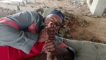 Estava fazendo caminhada perto da obra que meu marido trabalha e fui lá provocá-lo