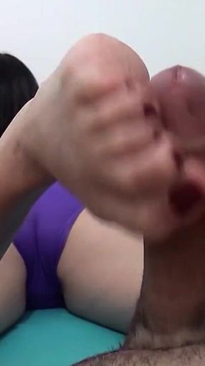 Hot MILF in Amazing Footjob POV