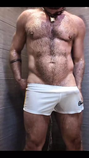 Muscled Rugby Player Beau Grinsell Jerks off and Fingers Himself in the Shower