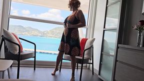 Big-titted MILF accepts fingers deep in her wet pussy on the balcony