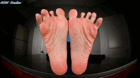 Before the fun, SOLE and TOES pov from a legend! - MOV