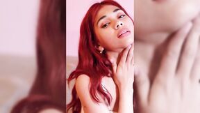#ginger #longhair #pinkoutfit #seductive