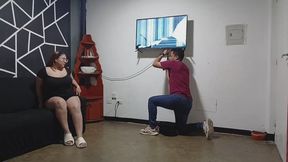 Big ass Latina Sapphire fucks the cable man