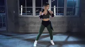 Sexy Sonya Blade spreads her juicy pussy