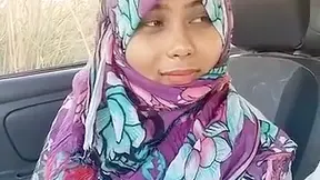 Hindi Publicplace Lover Sucking Cock In Car