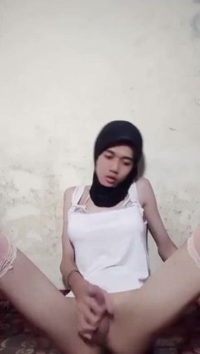 Horny masturbation Indonesian crossdreser