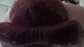 lip protrusion m