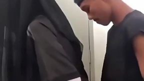 Tocil Ngentot Di Toilet Umum Saat Pulang Sekolah