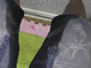 【素人/お漏らし】ペットボトルに放尿しようとしたらガチで漏らしちゃった…ｗｗｗ