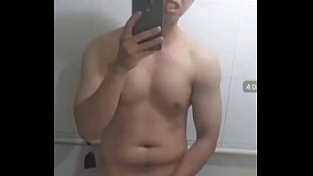 Trai nứng qu&aacute_ xuất tinh 123