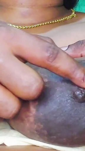 Desi item girl kavita model Part - 01   Clip 1