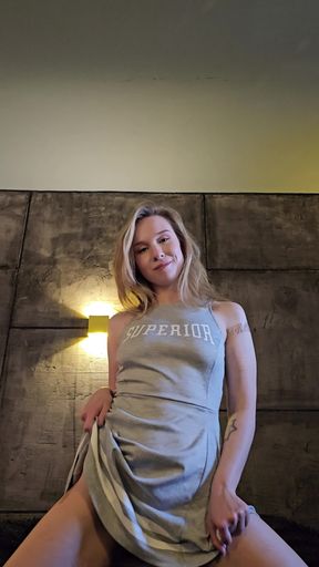 College Girl Alice Klay Use Her Feet to Make Me Cum