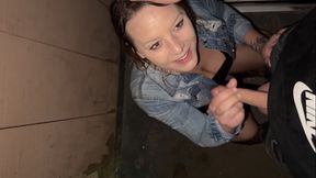 Hot Wife Goes to Bar and Sucks Duck in Rain Then Goes Home to Get Fucked