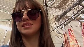 Karla Rivera, Charles Gomez - Colombian Babe Gets Facial In Pickup And Fuck