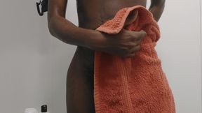 Playing with my pussy