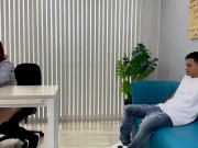 Terapeuta MILF se folla a un Nerd boy en su Oficina, Colombiana Curvy, Creampie vaginal! Danyel Mast