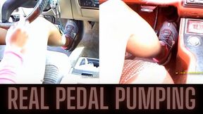 Hot College Athlete Demos Her Real Pedal Pumping