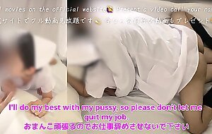 [New nurse has sex with a doctor at night shift] I couldn't stand the pleasure next  to the patient