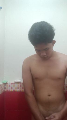 Horny Filipino Is Horny and Lets It Out