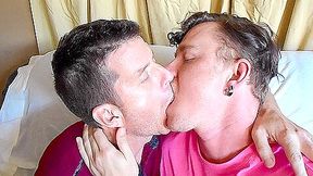 Hot Gay Kissing With Jeff & Leo - Jeff Drizzle & Leo Blue