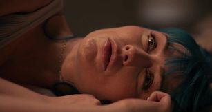 Jewelz Blu's Kinky Lesbian Passion in a Vibrant Threesome Rush