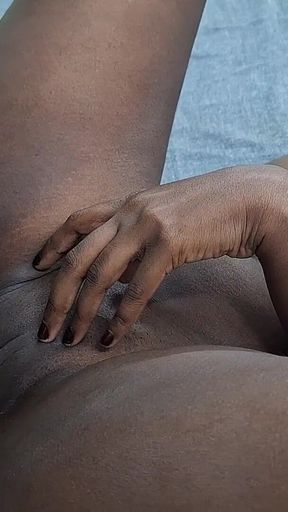 Horny Sexy Tamil Girl Got Quikie