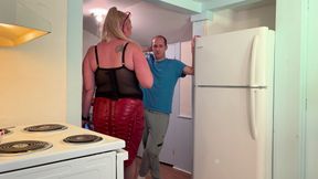 Guy Convinced to Dress in Drag to do Girls Night Out