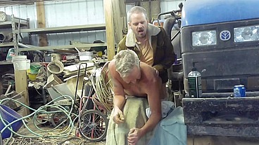 Using Miles1269xxx on his Farm