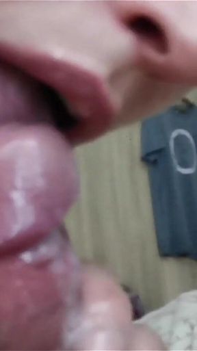 Slow Motion Cum in Mouth